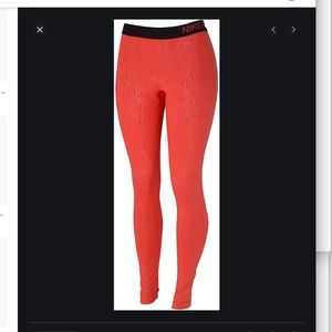 NWT women's NIKE PRO warm embossed vixen tights